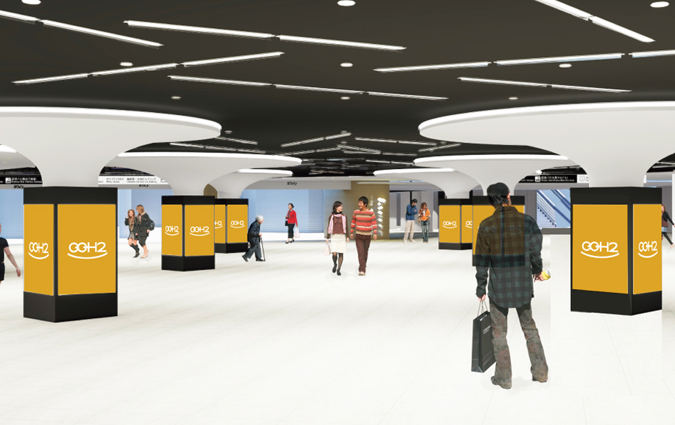 圧倒的な通行量で訴求力抜群！巨大メディアストリート「ウメイチ 大阪駅前地下道」